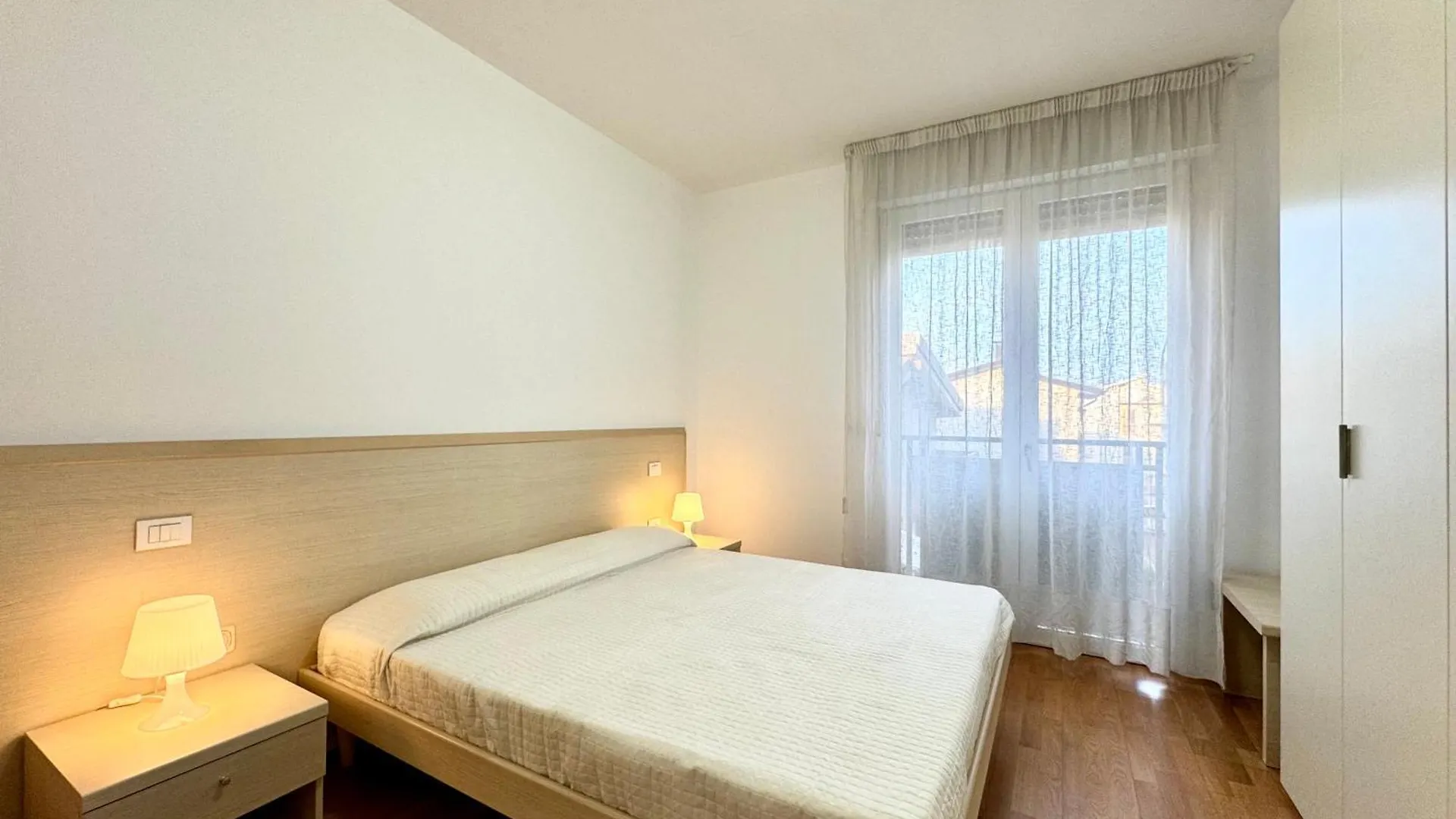 Tiepolo 9 Family Apartments - Carraro Immobiliare Jesolo 0*, Lido di Jesolo Italy